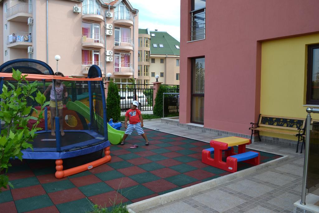 Apart Lev Равда Екстер'єр фото